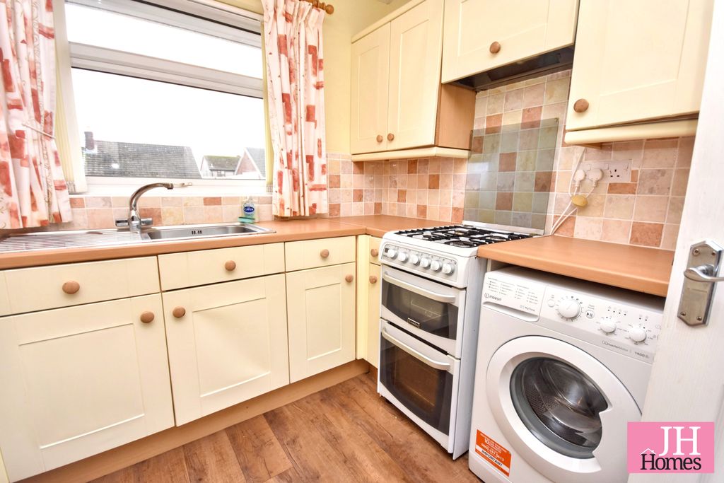 Property photo 3 of 15