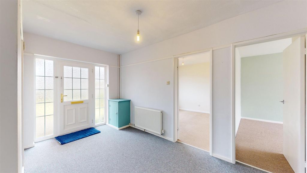 Property photo 2 of 12 21-Brooke-Ave-03182024_132155.Jpg