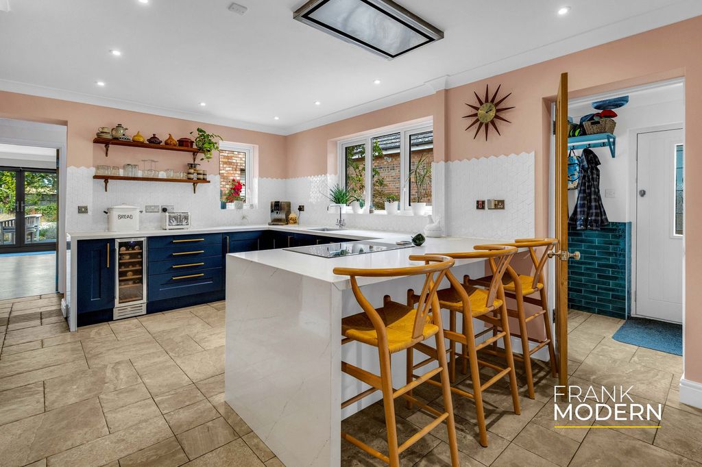 Property photo 2 of 50 Kitchen