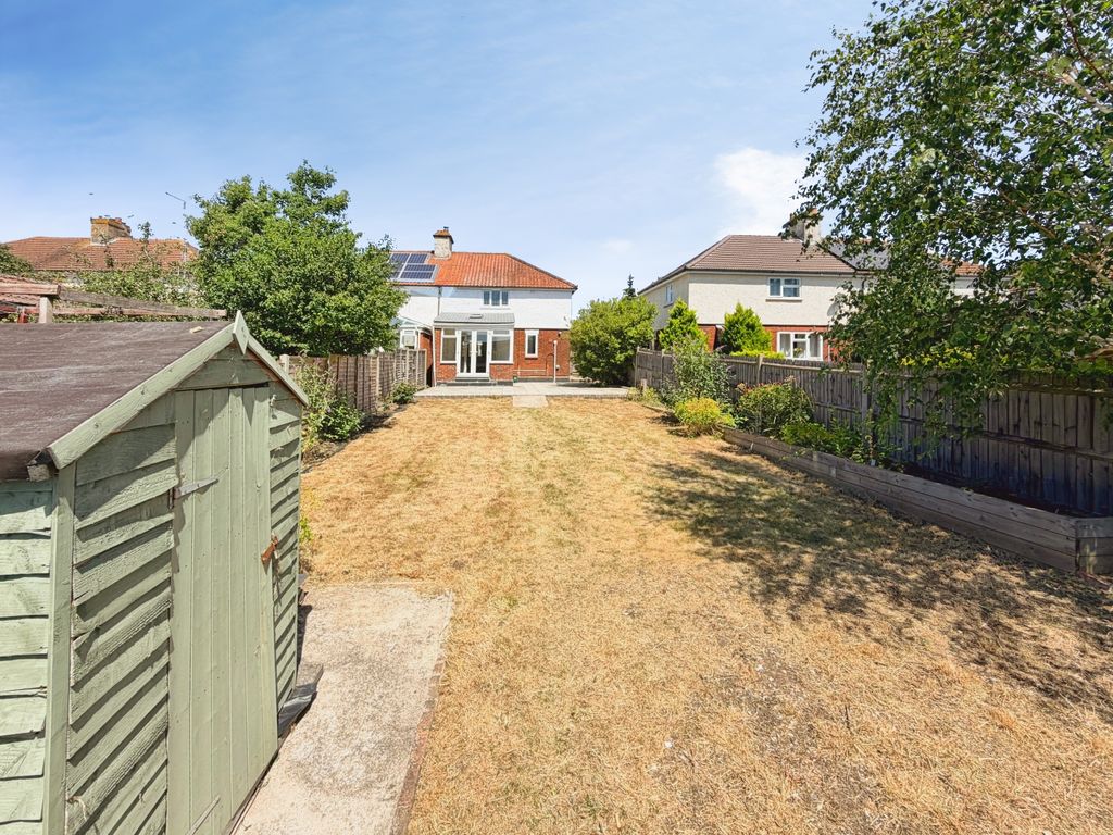 Property photo 3 of 11