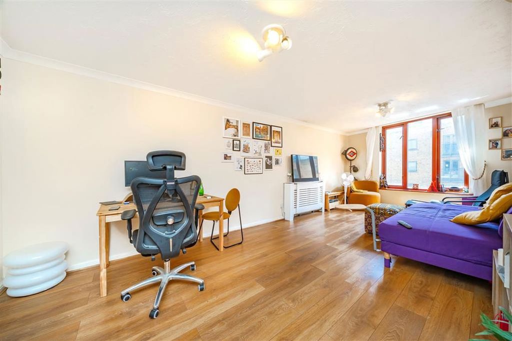 Property photo 3 of 8