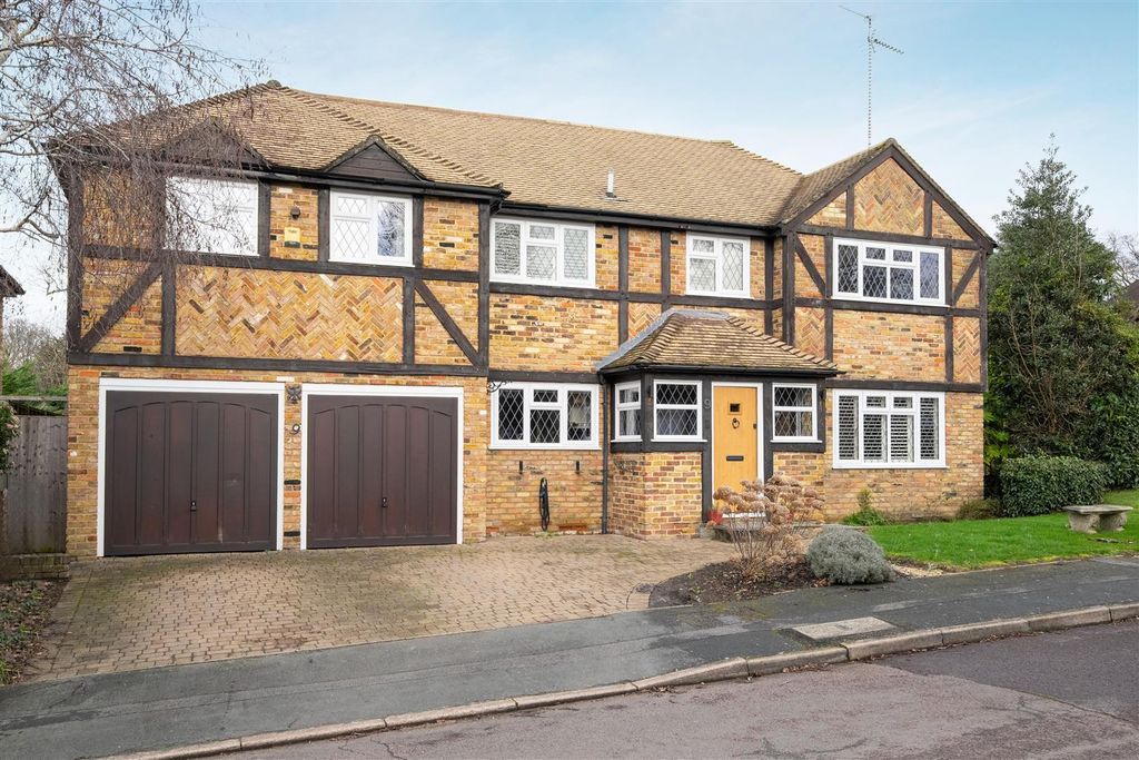 Property photo 1 of 13