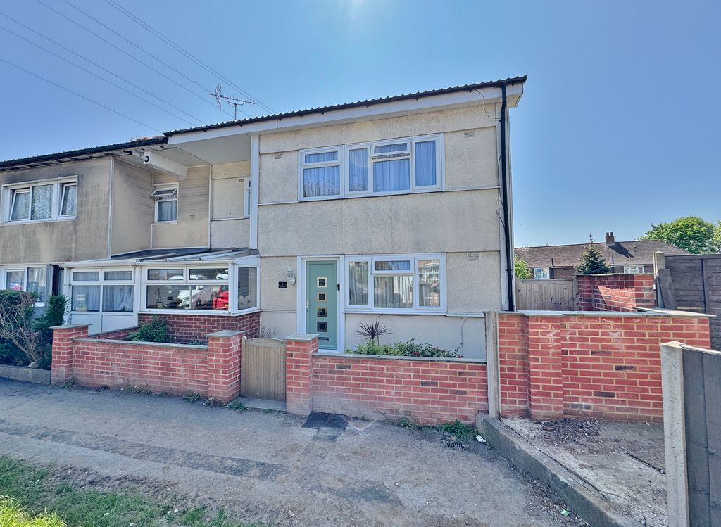 Property photo 2 of 23