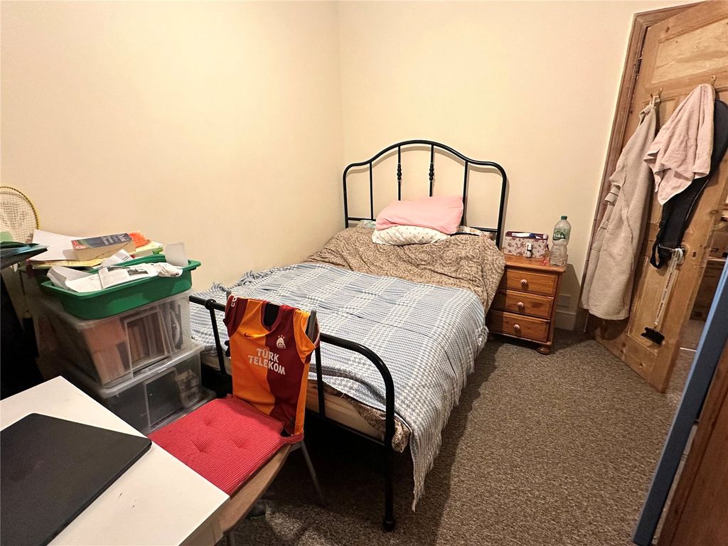 Property photo 3 of 9 Picture No. 09