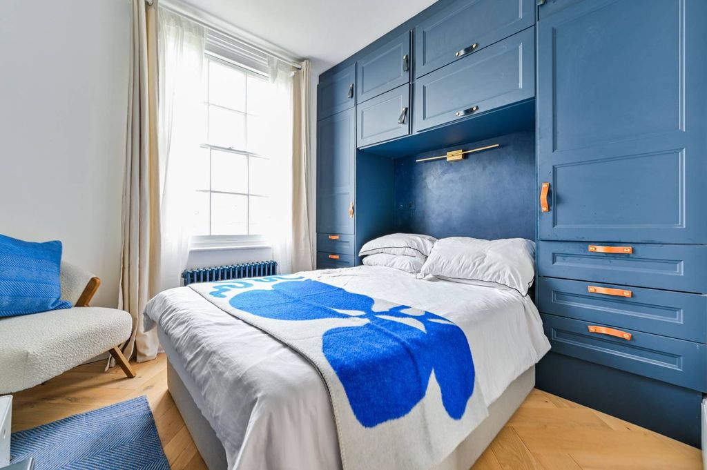 Property photo 3 of 12