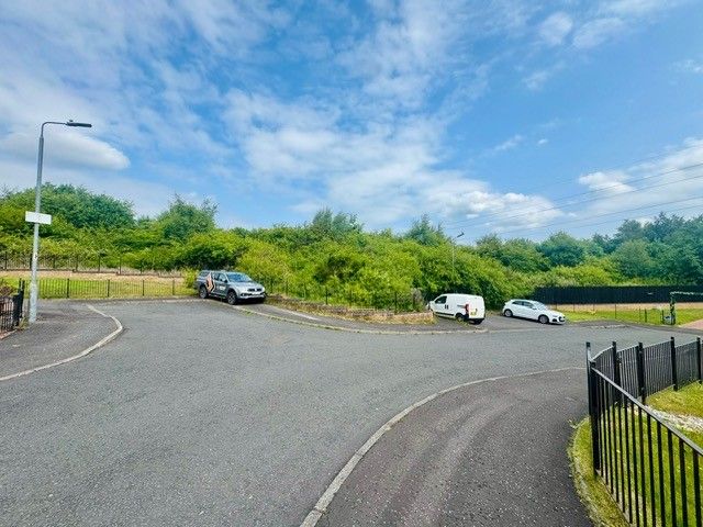 Property photo 2 of 18 External1.1