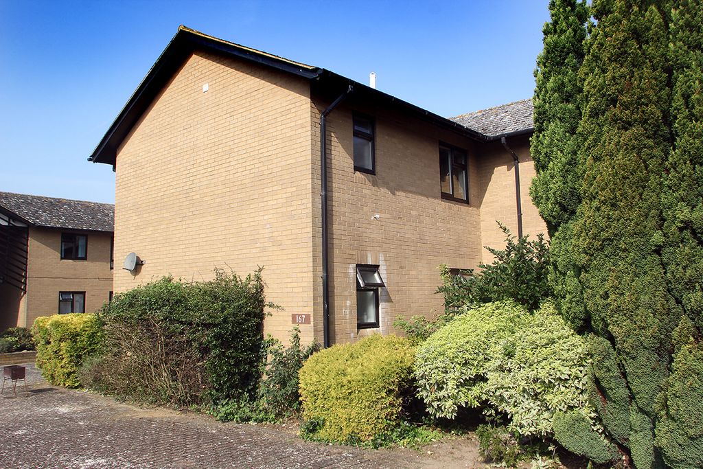 Property photo 2 of 8