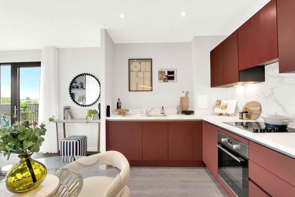 Property photo 1 of 6 Kitchen/Dining