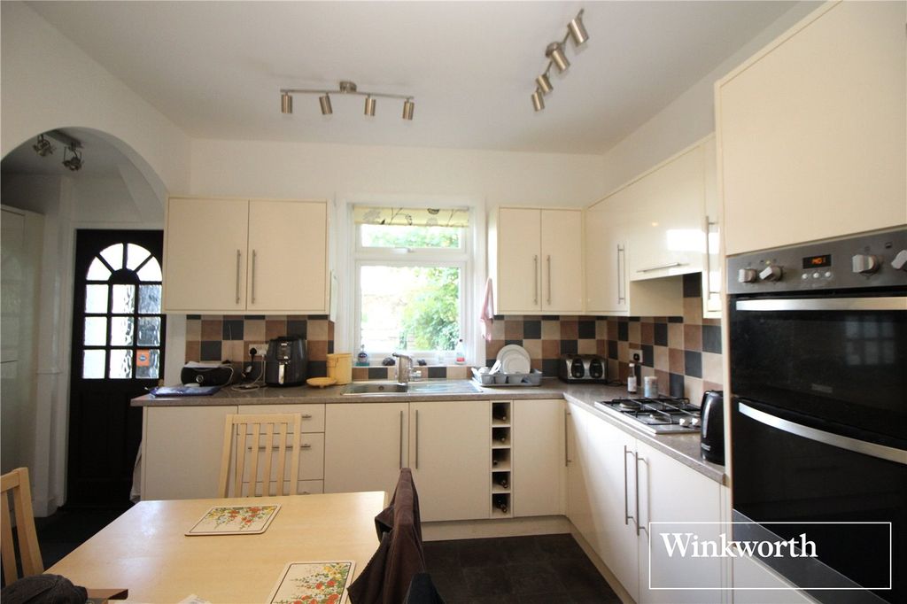 Property photo 3 of 12 Picture No. 25