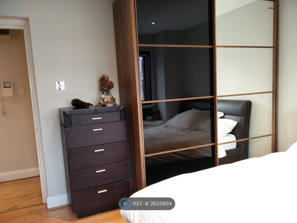Property photo 2 of 6 With Plenty Of Storage....