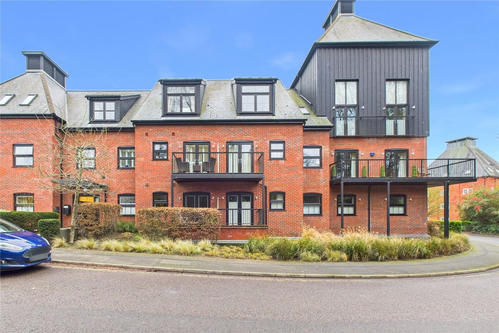 Property photo 1 of 17 Picture No. 03