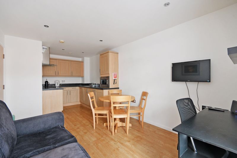 Property photo 2 of 11 Open Plan