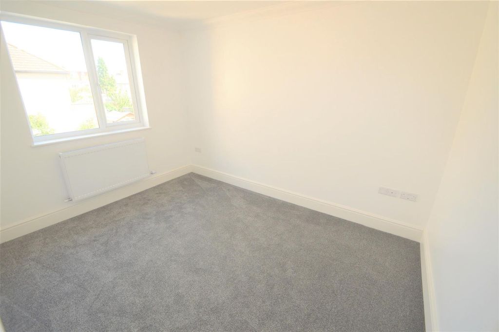 Property photo 3 of 3 Bedroom