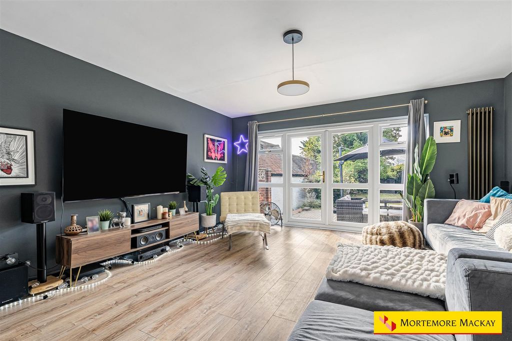 Property photo 3 of 40 8_94604_Watermarked.Jpg