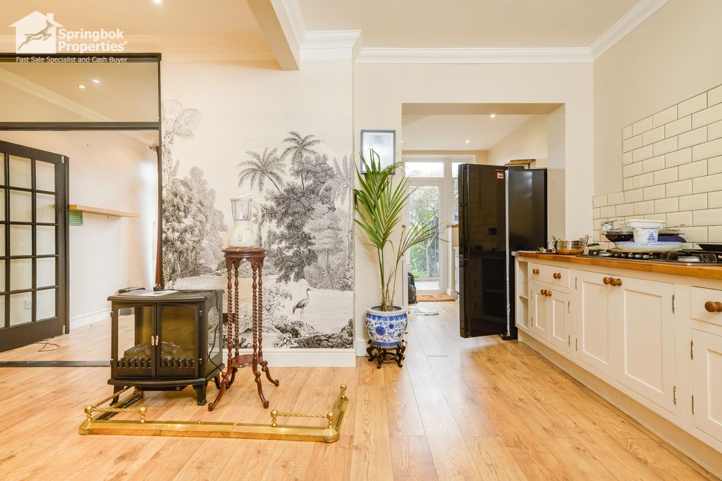 Property photo 3 of 12 Image 2