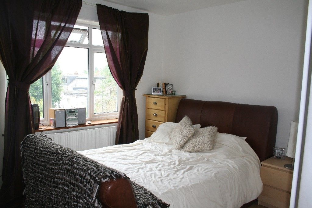 Property photo 3 of 5 6