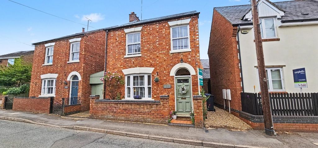 Property photo 1 of 18
