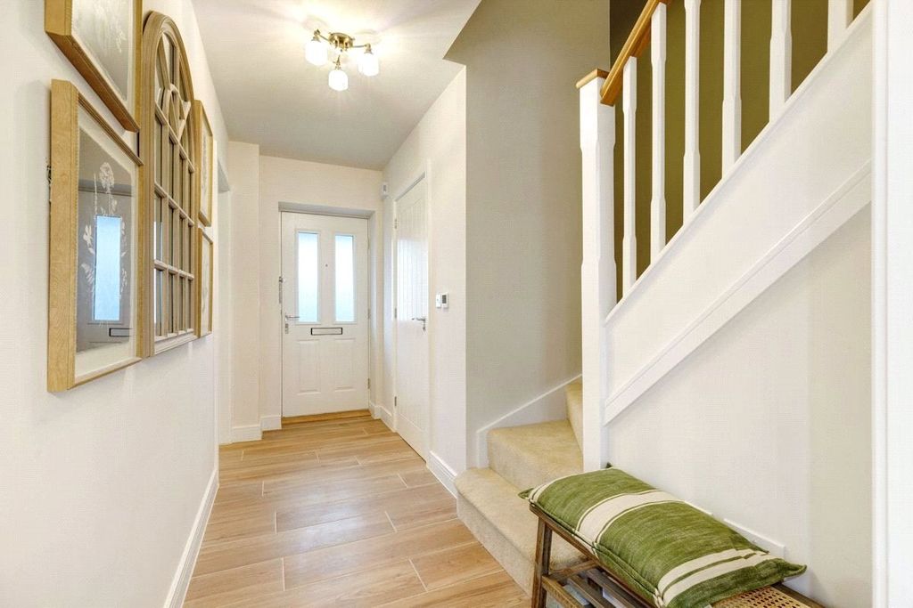 Property photo 2 of 21 Picture No. 68