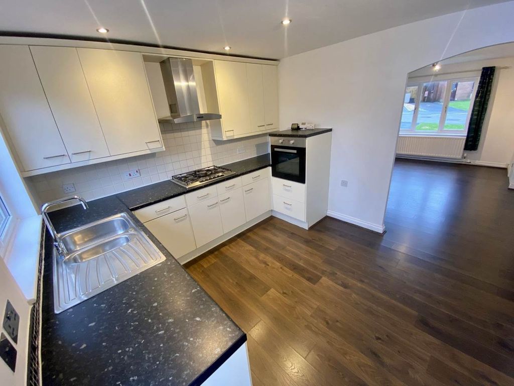 Property photo 3 of 14 2B000Ac7-0893-4A98-9B63-1B591E0Cae17