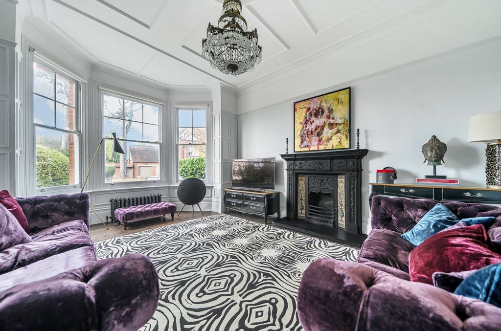 Property photo 2 of 20 Reception