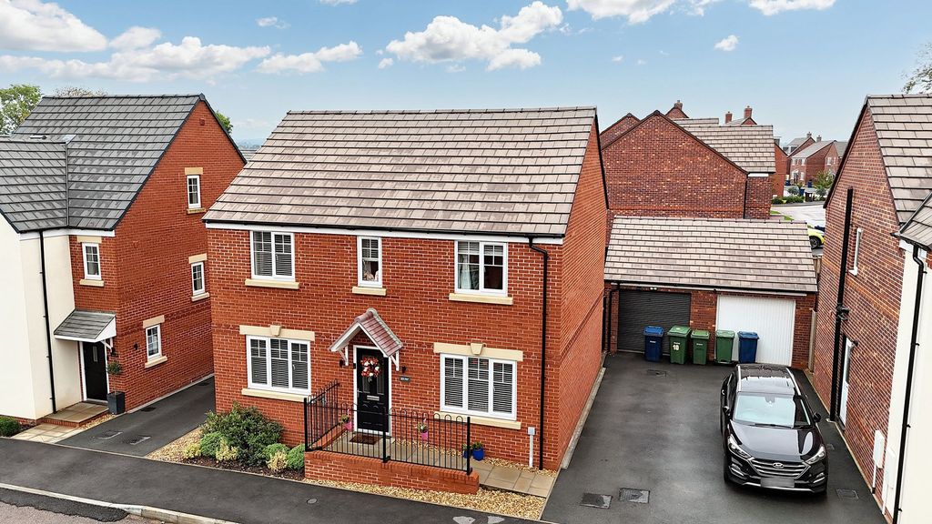 Property photo 1 of 30