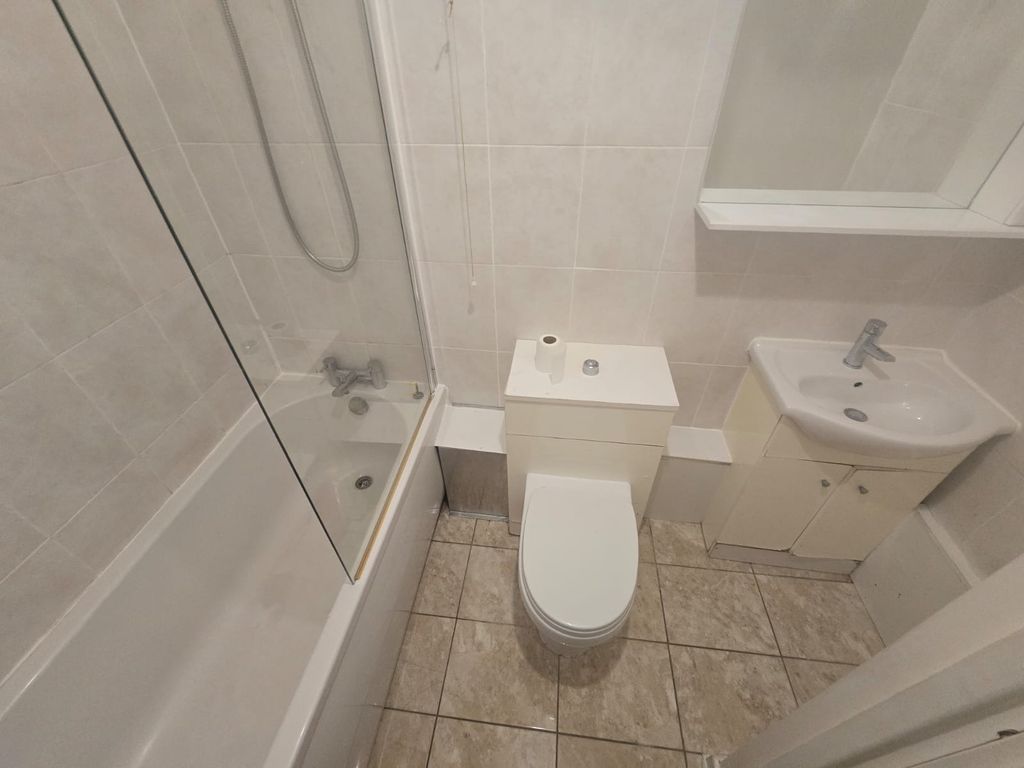 Property photo 3 of 5 Image