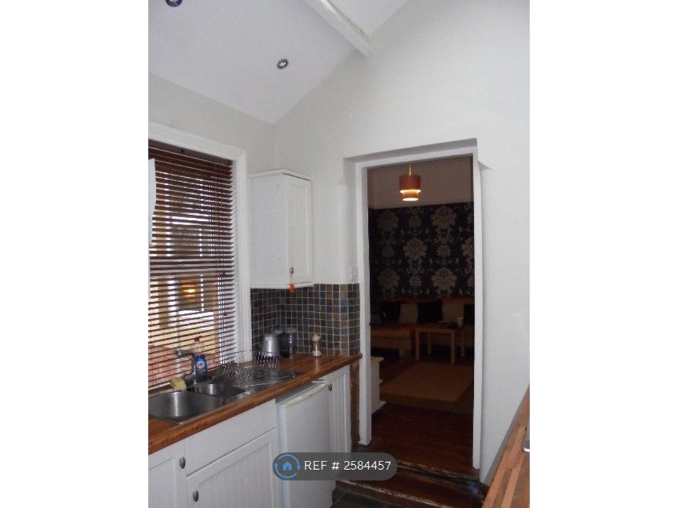 Property photo 2 of 26 Kitchen
