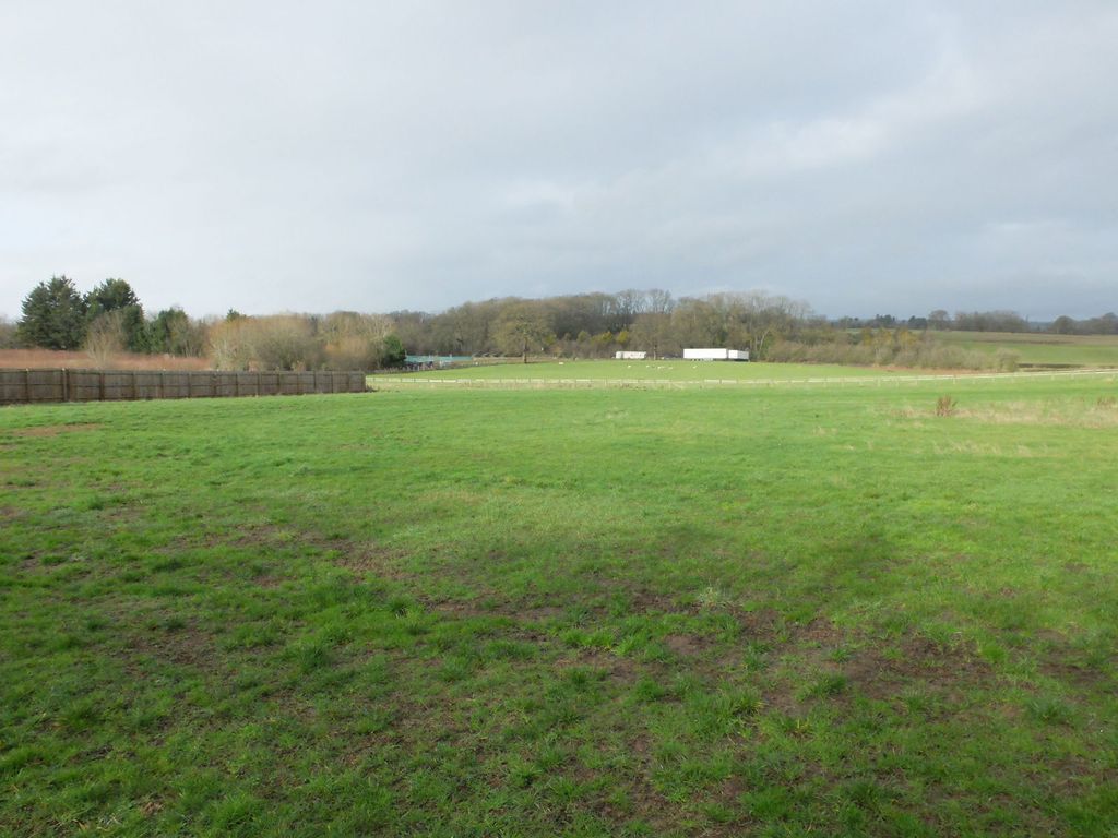 Property photo 1 of 5