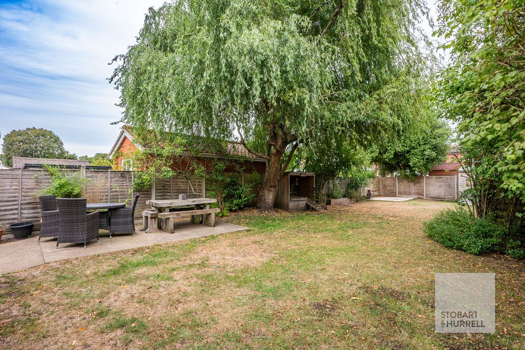 Property photo 3 of 20 Alfresco Dining