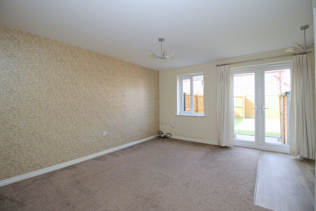 Property photo 3 of 25 Picture No. 21