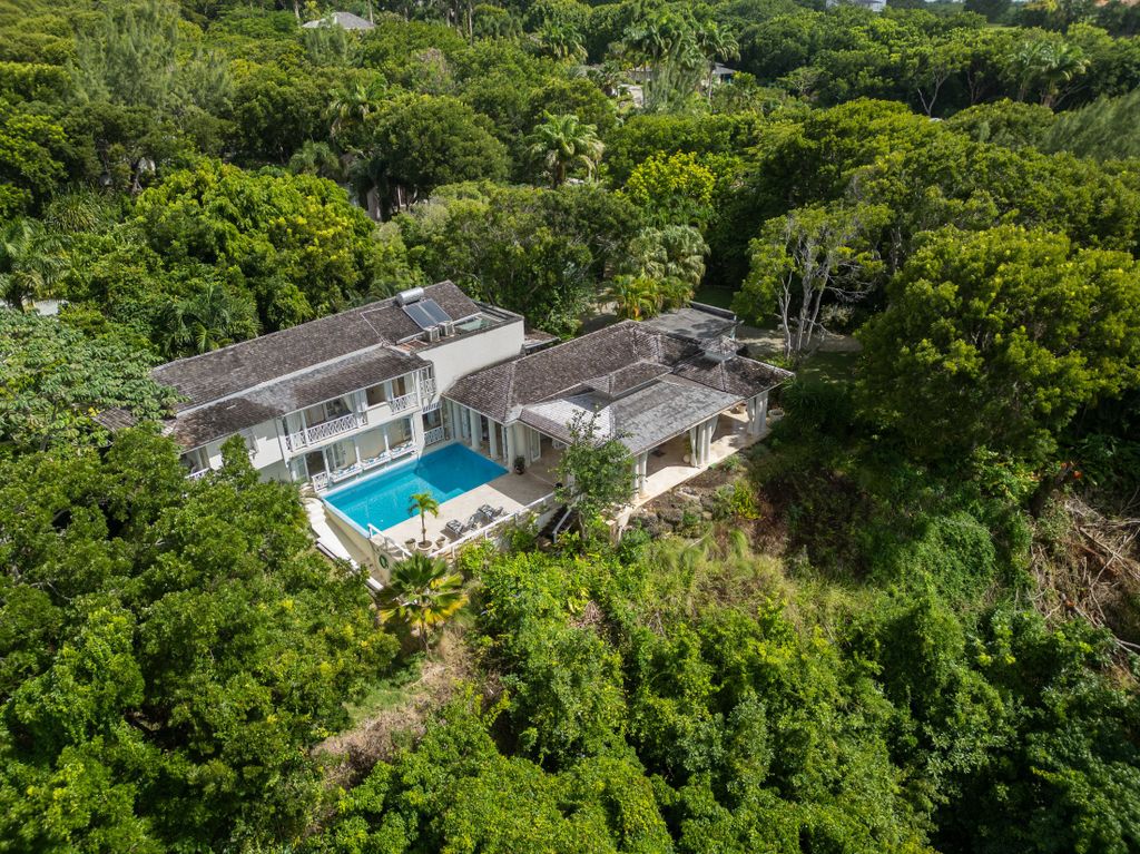 Property photo 3 of 60