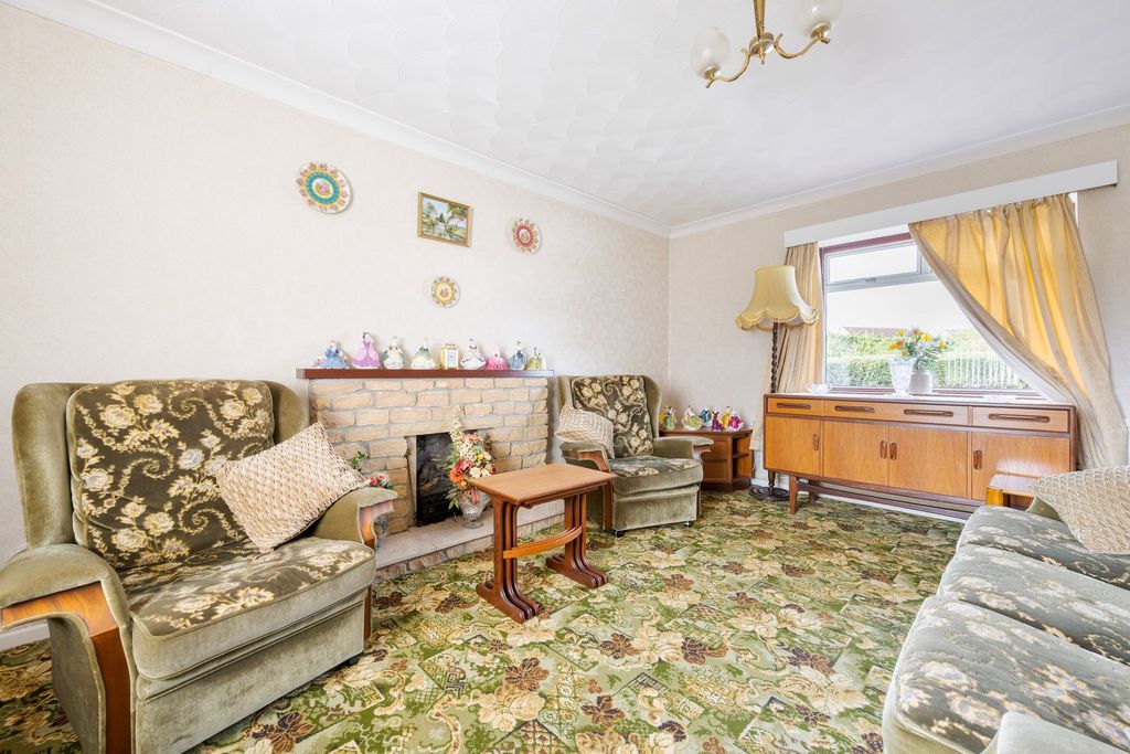 Property photo 3 of 20