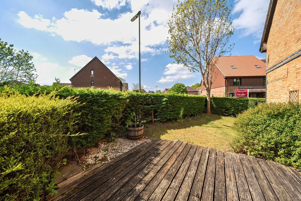 Property photo 2 of 13 1449499-6-69E75Dd...