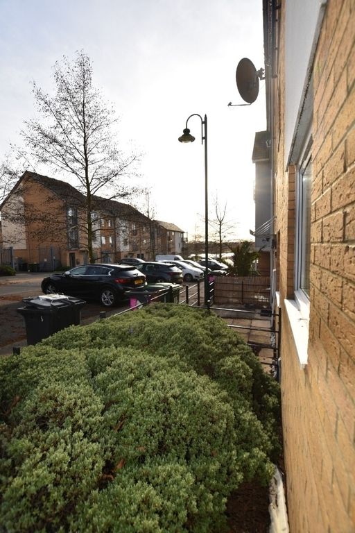 Property photo 2 of 19