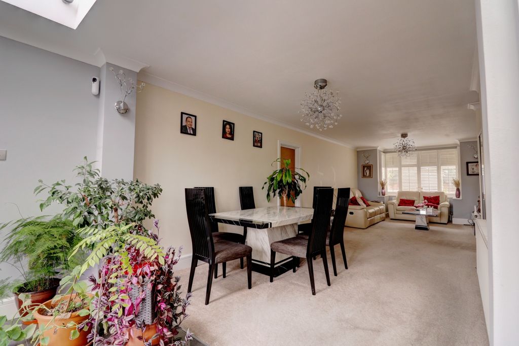 Property photo 2 of 18 Picture No. 03