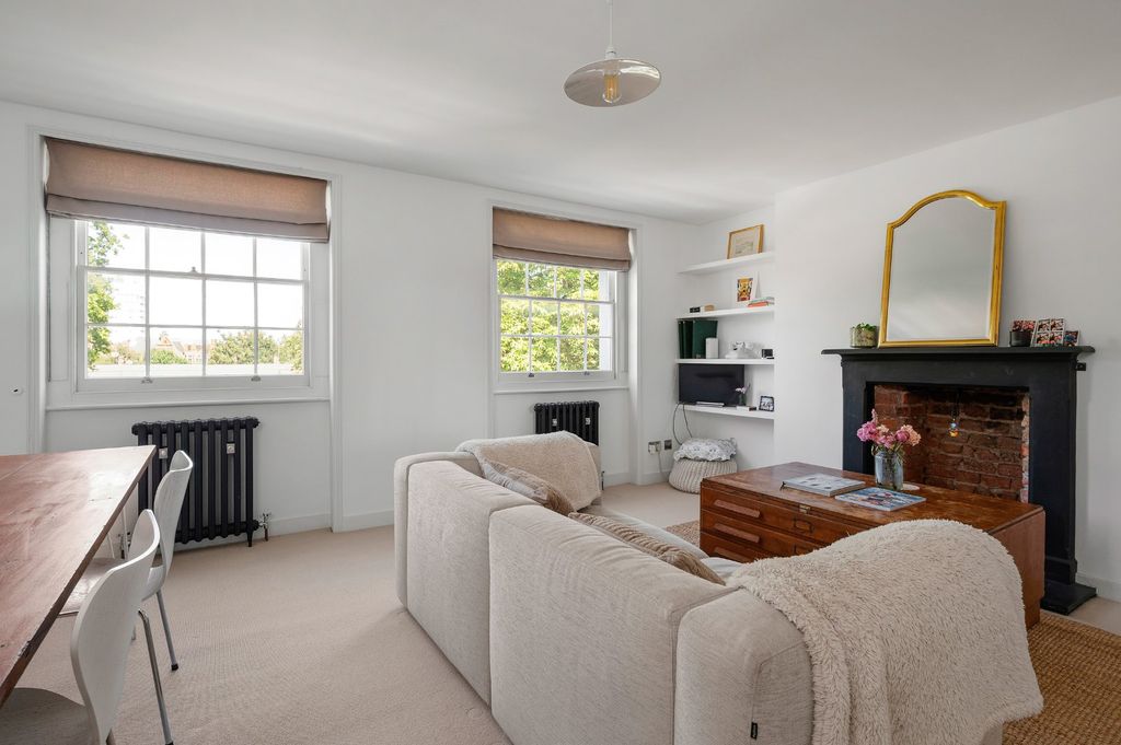 Property photo 3 of 13 Reception Room