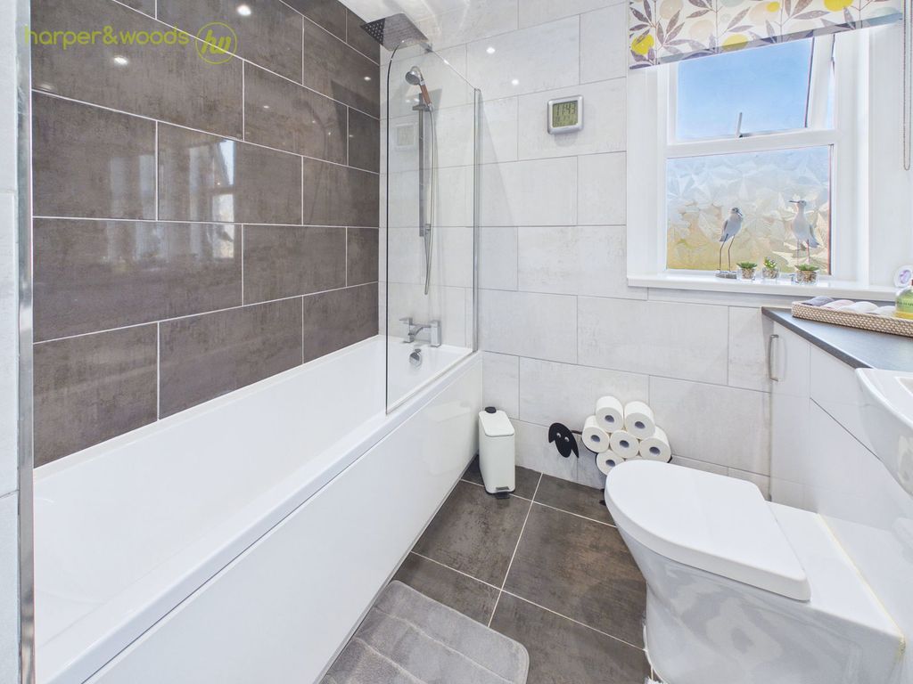 Property photo 3 of 29