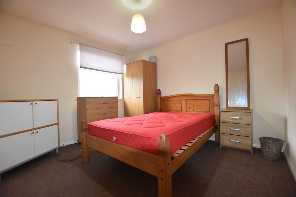 Property photo 2 of 2