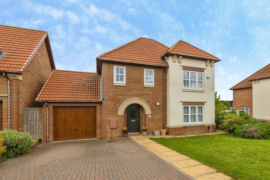Property photo 1 of 24 Pbox-Img.Jpg