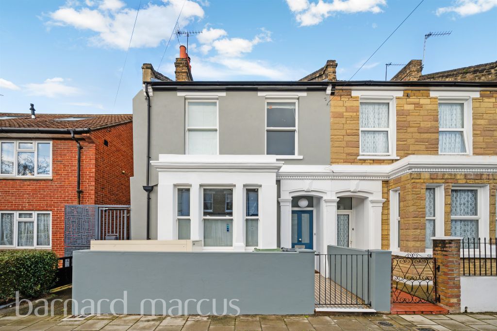Property photo 2 of 17