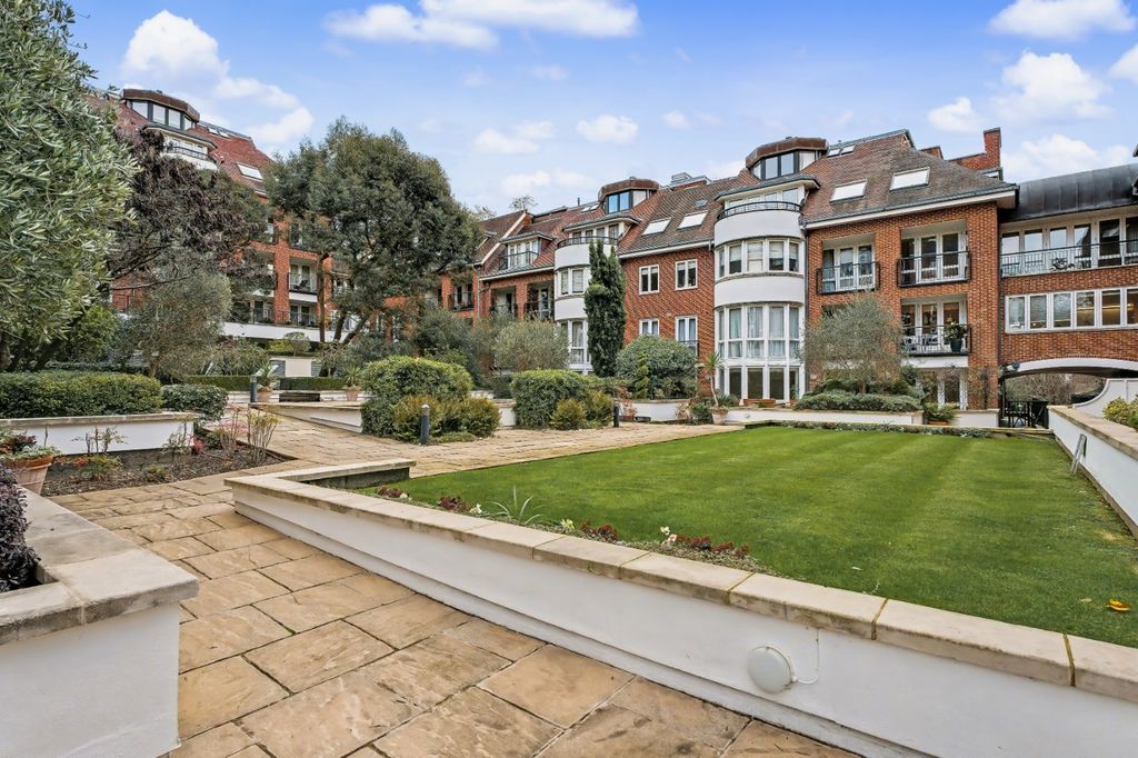 Property photo 3 of 17 4711253