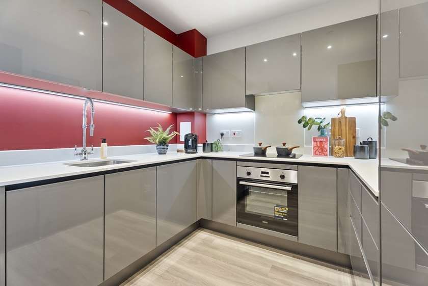 Property photo 2 of 8