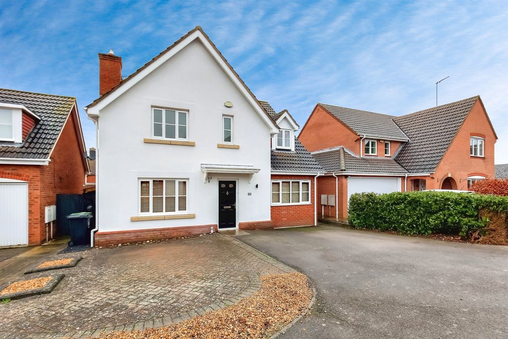 Property photo 1 of 18