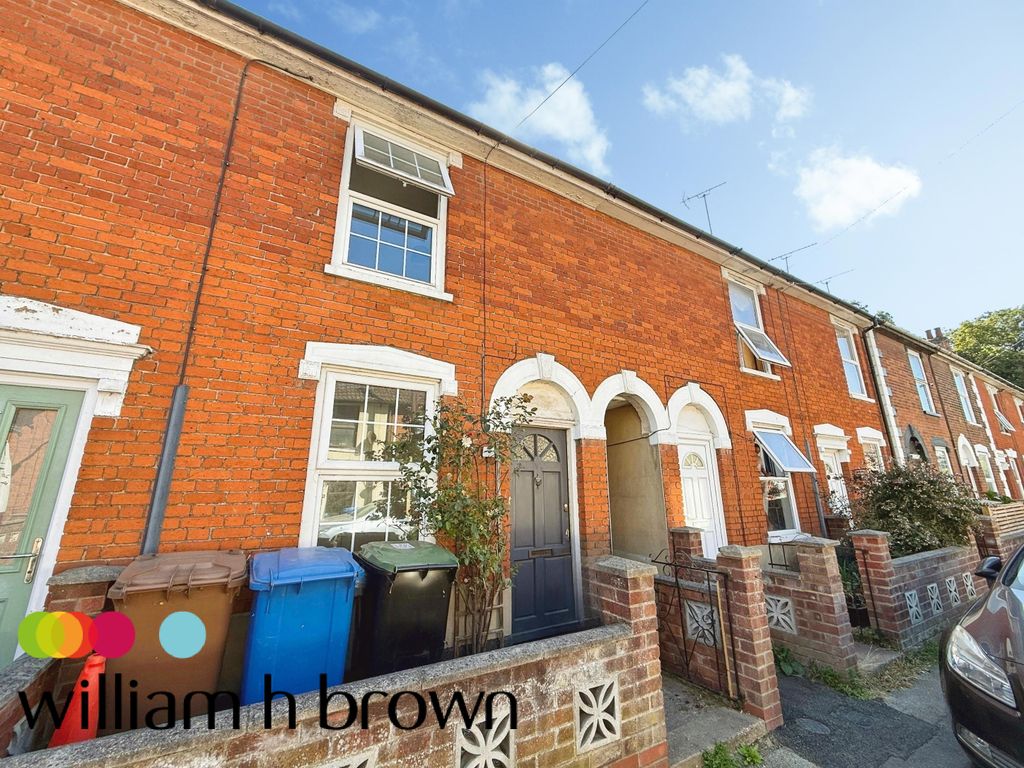 Property photo 1 of 11 Front