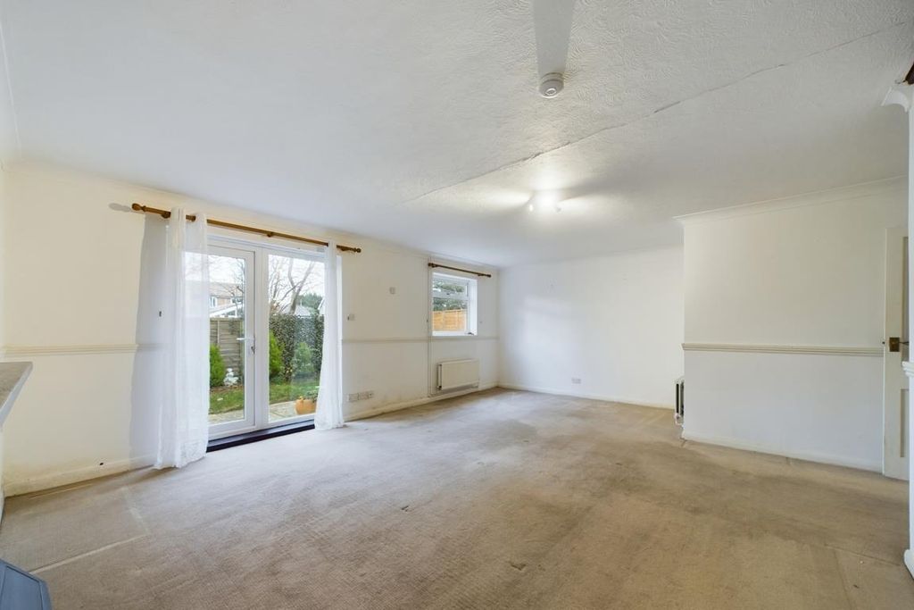 Property photo 3 of 13 Cam01894G0-Pr0147-Still002.Jpg
