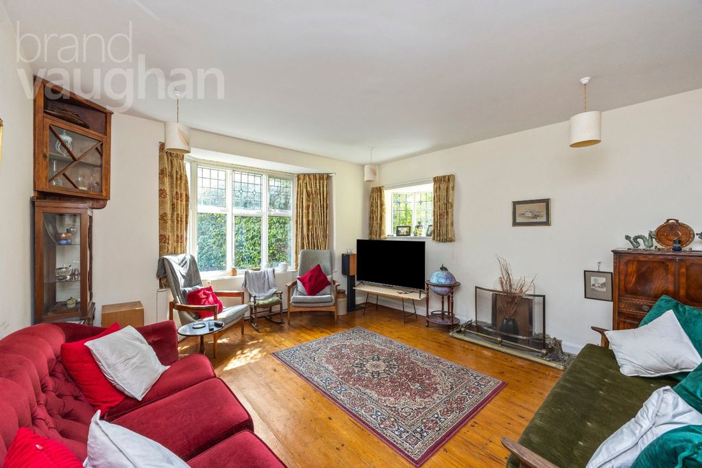 Property photo 3 of 39 Picture No. 12