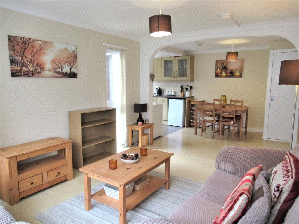 Property photo 3 of 11 Photo 3