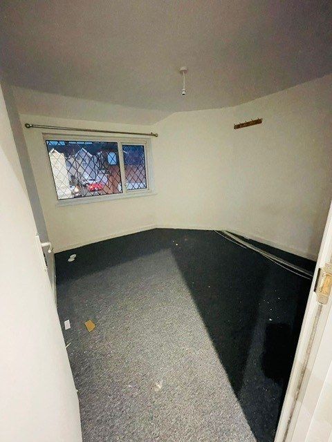 Property photo 3 of 9 Gallery