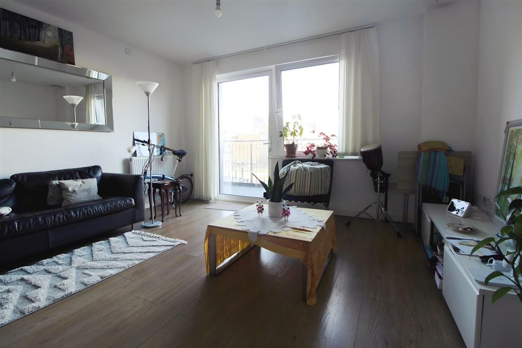 Property photo 2 of 7 Ae2144Db-Img_6308.Jpg
