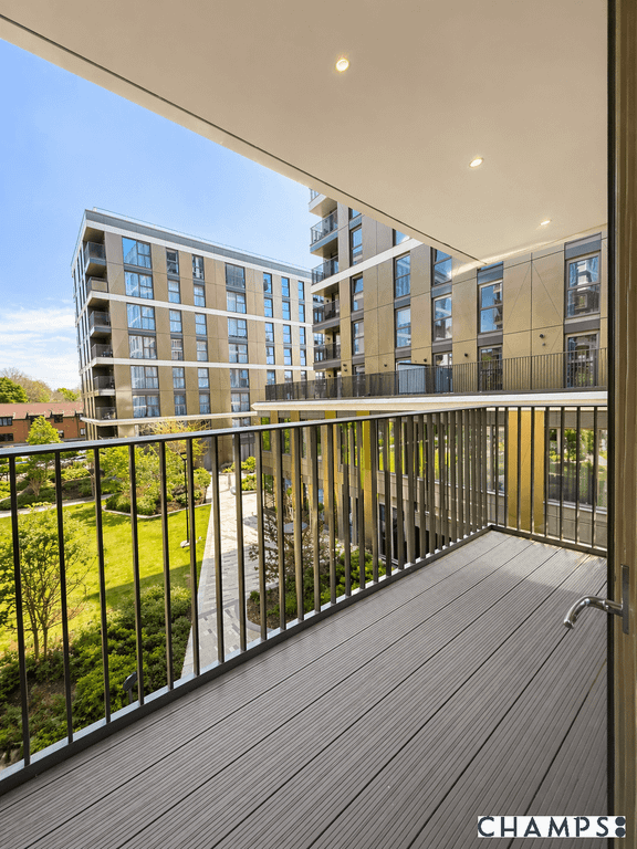 Property photo 3 of 8 Gallery